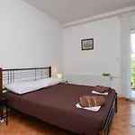 Xenia Appartement *